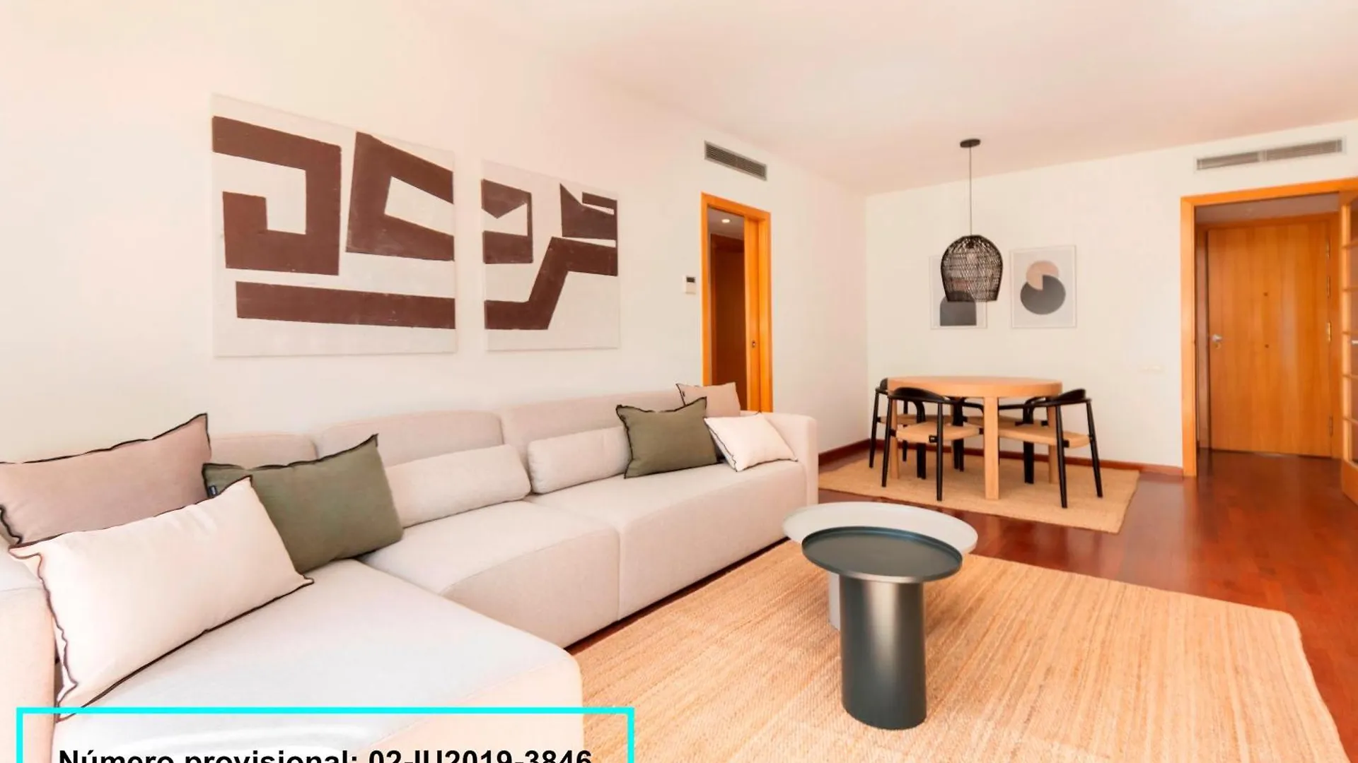 Enjoy Apartments Calle Paris Super Stylish II Barcelona 0*,  Španělsko